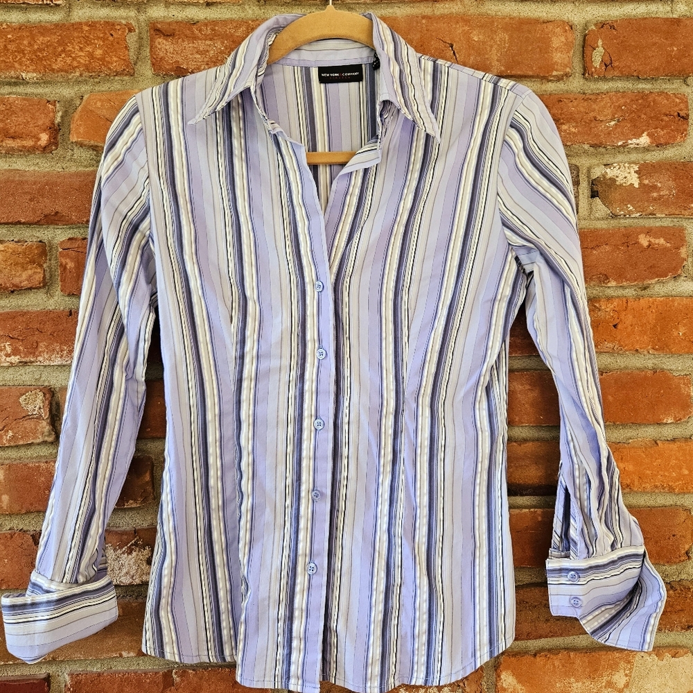 New York & Company Collard Purple Striped Blouse, Long Sleeves w Cuffs, Size XS